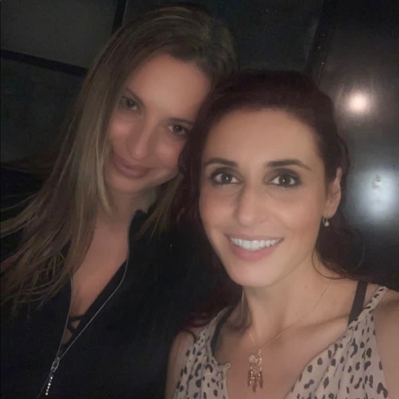 Meet your Posher, Isabella - Picture 9 of 12